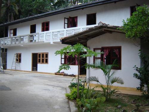 Progetto Casa Mihiri Progetto Casa Mihiri